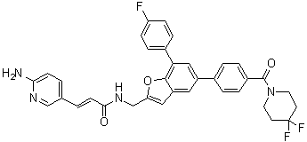 结构式 CAS# 1643913-93-2, (2E)-3-(6-氨基-3-吡啶基)-N-[[5-[4-[(4,4-二氟-1-哌啶基)羰基]苯基]-7-(4-氟苯基)-2-苯并呋喃基]甲基]-2-丙烯酰胺
